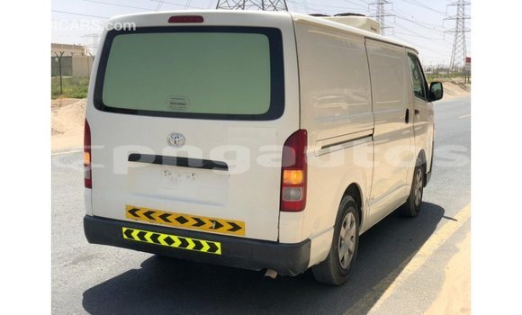 Buy Import Toyota Hiace White Car in Import - Dubai in Enga Buy Import Toyota Hiace White Car in Import - Dubai in Enga