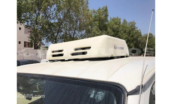 Buy Import Toyota Hiace White Car in Import - Dubai in Enga Buy Import Toyota Hiace White Car in Import - Dubai in Enga