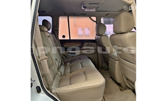 Buy Import Lexus LX White Car in Import - Dubai in Enga Buy Import Lexus LX White Car in Import - Dubai in Enga