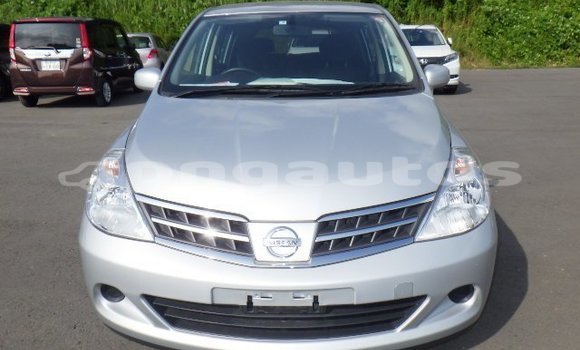 Buy Used Nissan Tiida Silver Car in Port Moresby in National Capital District Buy Used Nissan Tiida Silver Car in Port Moresby in National Capital District