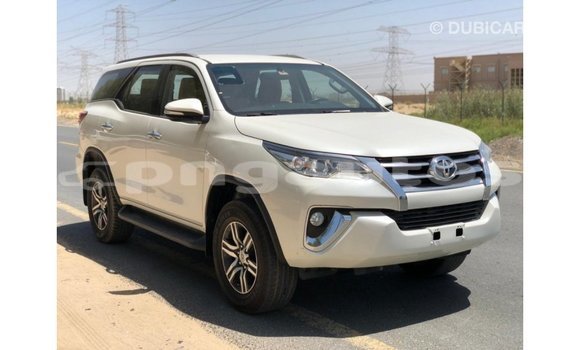 Buy Import Toyota Fortuner White Car in Import - Dubai in Enga Buy Import Toyota Fortuner White Car in Import - Dubai in Enga