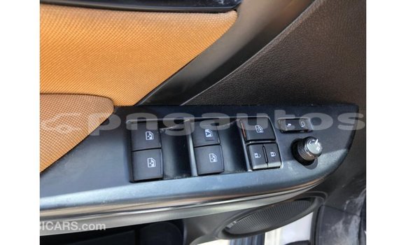 Buy Import Toyota Fortuner White Car in Import - Dubai in Enga Buy Import Toyota Fortuner White Car in Import - Dubai in Enga