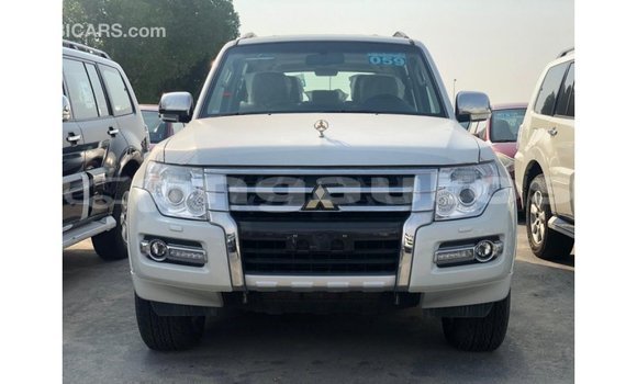 Buy Import Mitsubishi Pajero Black Car in Import - Dubai in Enga Buy Import Mitsubishi Pajero Black Car in Import - Dubai in Enga