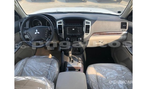 Buy Import Mitsubishi Pajero Black Car in Import - Dubai in Enga Buy Import Mitsubishi Pajero Black Car in Import - Dubai in Enga