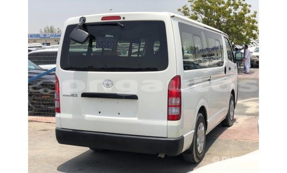 Buy Import Toyota Hiace White Car in Import - Dubai in Enga Buy Import Toyota Hiace White Car in Import - Dubai in Enga