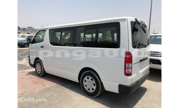 Buy Import Toyota Hiace White Car in Import - Dubai in Enga Buy Import Toyota Hiace White Car in Import - Dubai in Enga