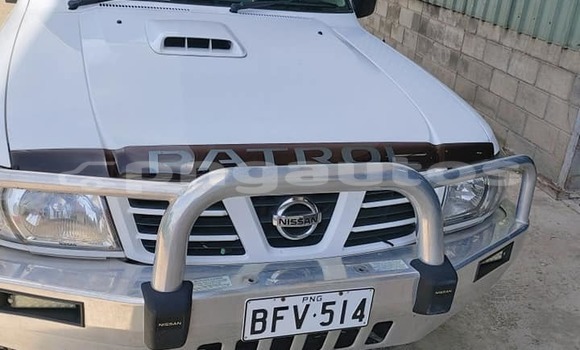 Buy Used Nissan Patrol White Car in Port Moresby in National Capital District Buy Used Nissan Patrol White Car in Port Moresby in National Capital District