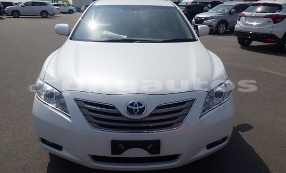 Buy Used Toyota Camry White Car in Lae in Morobe