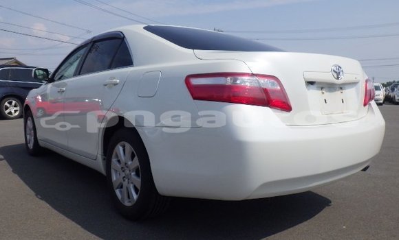 Buy Used Toyota Camry White Car in Lae in Morobe Buy Used Toyota Camry White Car in Lae in Morobe