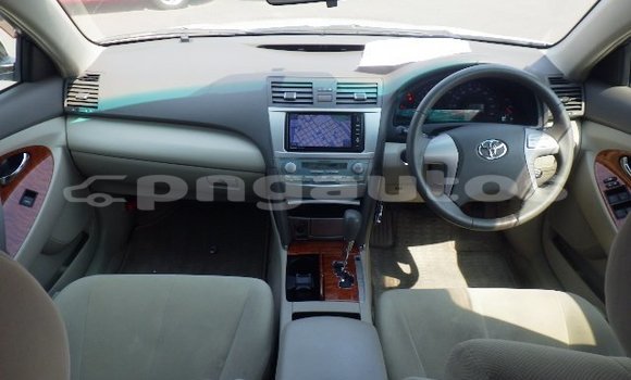 Buy Used Toyota Camry White Car in Lae in Morobe Buy Used Toyota Camry White Car in Lae in Morobe