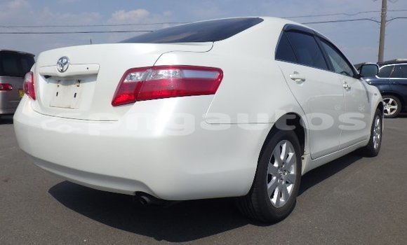 Buy Used Toyota Camry White Car in Lae in Morobe Buy Used Toyota Camry White Car in Lae in Morobe