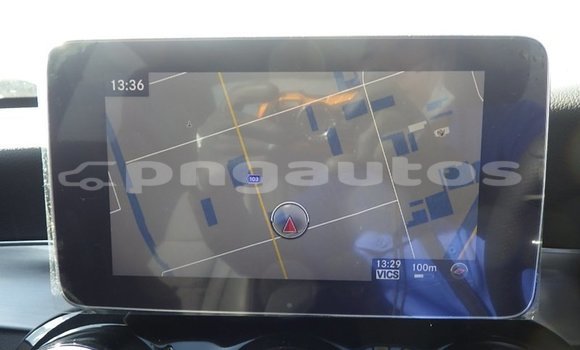 Buy Used Mercedes Viano Silver Car in Port Moresby in National Capital District Buy Used Mercedes Viano Silver Car in Port Moresby in National Capital District