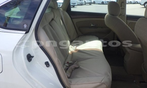 Buy Used Nissan Bluebird Sylphy White Car in Port Moresby in National Capital District Buy Used Nissan Bluebird Sylphy White Car in Port Moresby in National Capital District