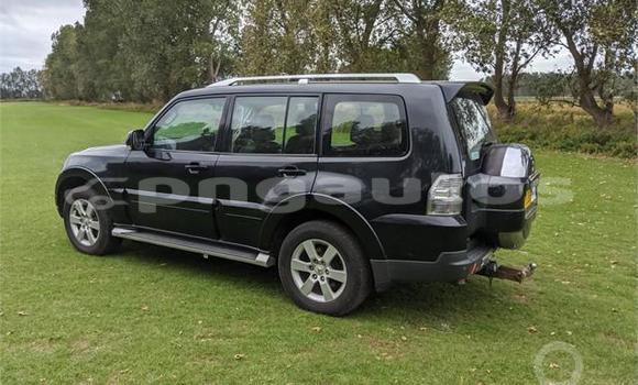 Buy Used Mitsubishi Pajero Black Car in Kabwum in Morobe Buy Used Mitsubishi Pajero Black Car in Kabwum in Morobe