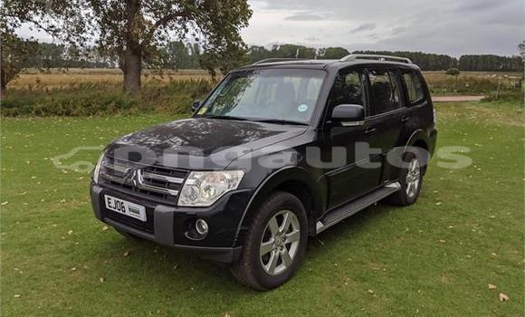 Buy Used Mitsubishi Pajero Black Car in Kabwum in Morobe Buy Used Mitsubishi Pajero Black Car in Kabwum in Morobe