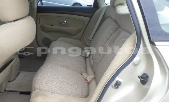 Buy Used Nissan Bluebird Sylphy Beige Car in Port Moresby in National Capital District Buy Used Nissan Bluebird Sylphy Beige Car in Port Moresby in National Capital District