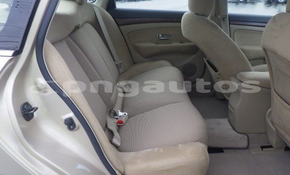 Buy Used Nissan Bluebird Sylphy Beige Car in Port Moresby in National Capital District Buy Used Nissan Bluebird Sylphy Beige Car in Port Moresby in National Capital District
