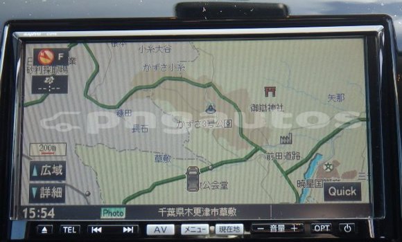 Buy Used Mazda Mazda Premacy White Car in Port Moresby in National Capital District Buy Used Mazda Mazda Premacy White Car in Port Moresby in National Capital District