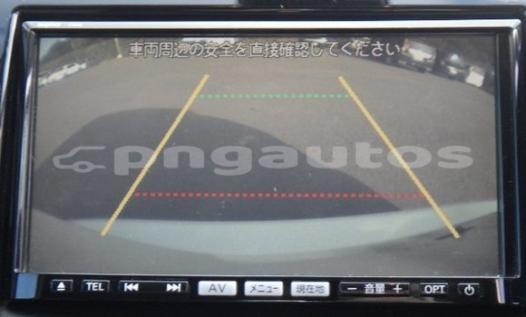 Buy Used Mazda Mazda Premacy White Car in Port Moresby in National Capital District Buy Used Mazda Mazda Premacy White Car in Port Moresby in National Capital District