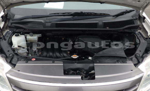 Buy Used Nissan Serena White Car in Port Moresby in National Capital District Buy Used Nissan Serena White Car in Port Moresby in National Capital District