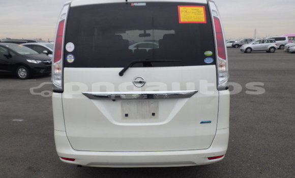 Buy Used Nissan Serena White Car in Port Moresby in National Capital District Buy Used Nissan Serena White Car in Port Moresby in National Capital District
