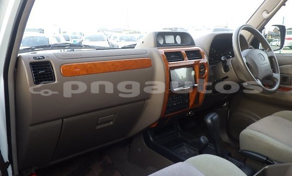 Buy Used Toyota Land Cruiser Prado White Car in Port Moresby in National Capital District Buy Used Toyota Land Cruiser Prado White Car in Port Moresby in National Capital District