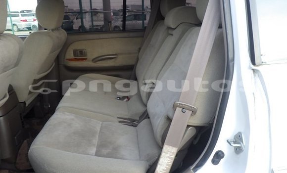 Buy Used Toyota Land Cruiser Prado White Car in Port Moresby in National Capital District Buy Used Toyota Land Cruiser Prado White Car in Port Moresby in National Capital District