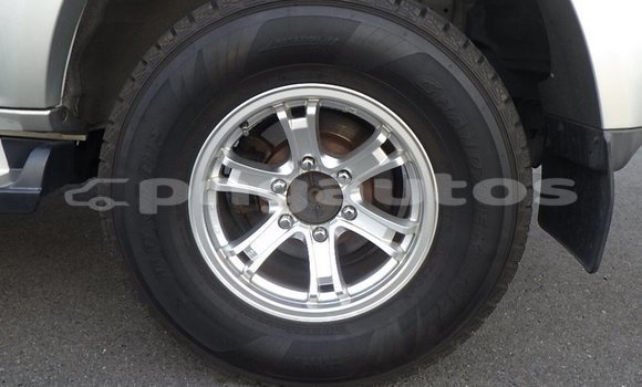 Buy Used Toyota Land Cruiser Prado White Car in Port Moresby in National Capital District Buy Used Toyota Land Cruiser Prado White Car in Port Moresby in National Capital District