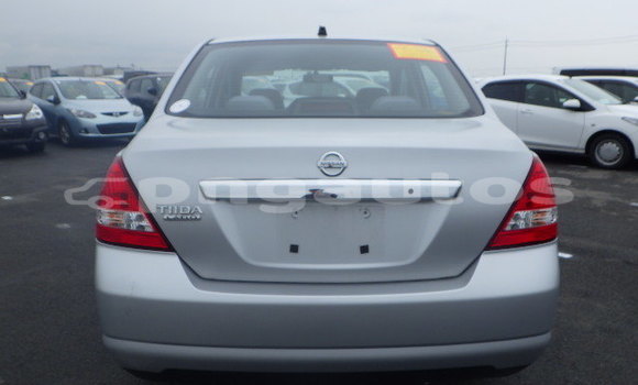 Buy Used Nissan Tiida Silver Car in Port Moresby in National Capital District Buy Used Nissan Tiida Silver Car in Port Moresby in National Capital District