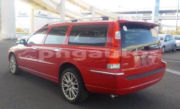 Buy Used Volvo V70 Red Car in Port Moresby in National Capital District Buy Used Volvo V70 Red Car in Port Moresby in National Capital District