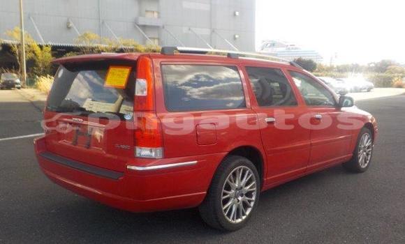 Buy Used Volvo V70 Red Car in Port Moresby in National Capital District Buy Used Volvo V70 Red Car in Port Moresby in National Capital District