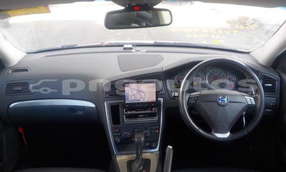 Buy Used Volvo V70 Red Car in Port Moresby in National Capital District Buy Used Volvo V70 Red Car in Port Moresby in National Capital District