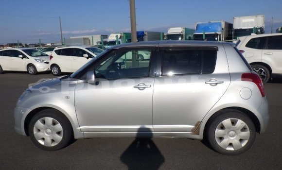 Buy Used Suzuki Swift Silver Car in Port Moresby in National Capital District Buy Used Suzuki Swift Silver Car in Port Moresby in National Capital District