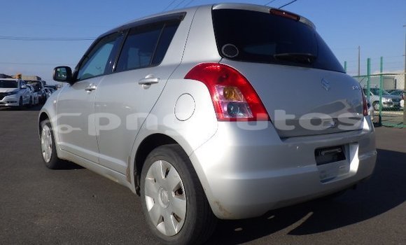 Buy Used Suzuki Swift Silver Car in Port Moresby in National Capital District Buy Used Suzuki Swift Silver Car in Port Moresby in National Capital District