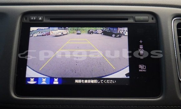 Buy Used Honda Vezel White Car in Port Moresby in National Capital District Buy Used Honda Vezel White Car in Port Moresby in National Capital District