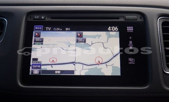 Buy Used Honda Vezel White Car in Port Moresby in National Capital District Buy Used Honda Vezel White Car in Port Moresby in National Capital District