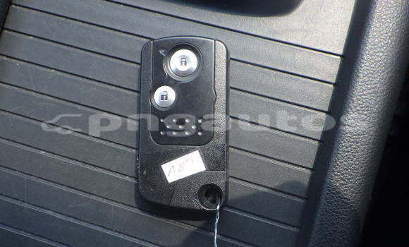 Buy Used Honda CRV White Car in Port Moresby in National Capital District Buy Used Honda CRV White Car in Port Moresby in National Capital District