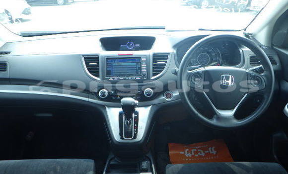 Buy Used Honda CRV White Car in Port Moresby in National Capital District Buy Used Honda CRV White Car in Port Moresby in National Capital District