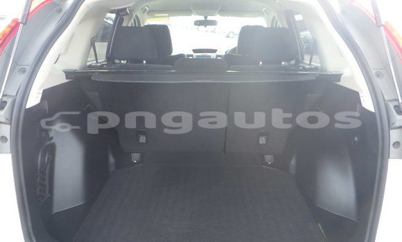 Buy Used Honda CRV White Car in Port Moresby in National Capital District Buy Used Honda CRV White Car in Port Moresby in National Capital District