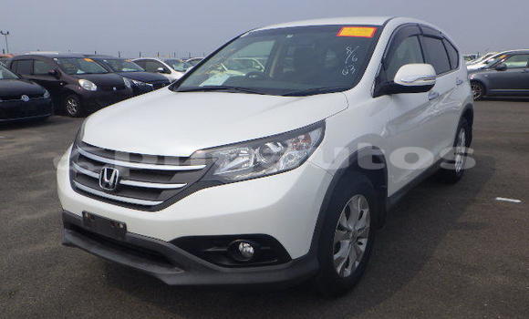 Buy Used Honda CRV White Car in Port Moresby in National Capital District Buy Used Honda CRV White Car in Port Moresby in National Capital District
