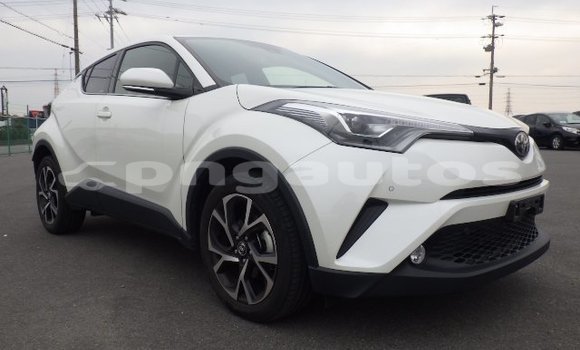 Buy Used Toyota C-HR White Car in Port Moresby in National Capital District Buy Used Toyota C-HR White Car in Port Moresby in National Capital District