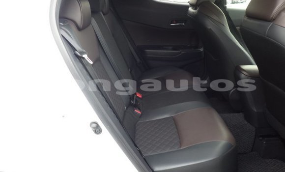 Buy Used Toyota C-HR White Car in Port Moresby in National Capital District Buy Used Toyota C-HR White Car in Port Moresby in National Capital District