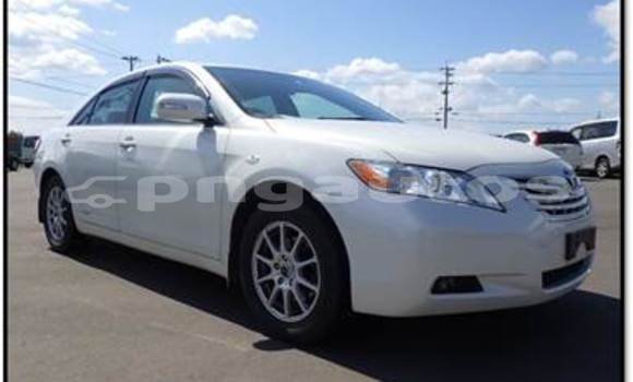 Acheter Occasion Voiture Toyota Camry (Japan) Blanc à Port Moresby, National Capital District Acheter Occasion Voiture Toyota Camry (Japan) Blanc à Port Moresby, National Capital District