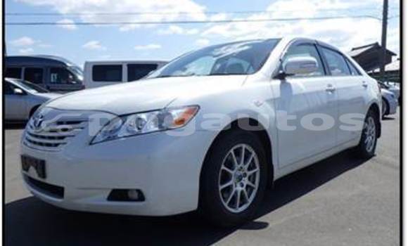 Acheter Occasion Voiture Toyota Camry (Japan) Blanc à Port Moresby, National Capital District Acheter Occasion Voiture Toyota Camry (Japan) Blanc à Port Moresby, National Capital District