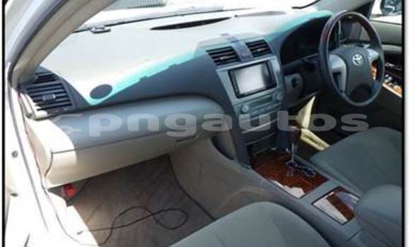 Acheter Occasion Voiture Toyota Camry (Japan) Blanc à Port Moresby, National Capital District Acheter Occasion Voiture Toyota Camry (Japan) Blanc à Port Moresby, National Capital District