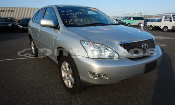 Acheter Occasion Voiture Toyota Harrier Gris à Port Moresby, National Capital District Acheter Occasion Voiture Toyota Harrier Gris à Port Moresby, National Capital District
