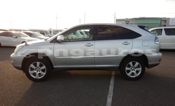 Acheter Occasion Voiture Toyota Harrier Gris à Port Moresby, National Capital District Acheter Occasion Voiture Toyota Harrier Gris à Port Moresby, National Capital District