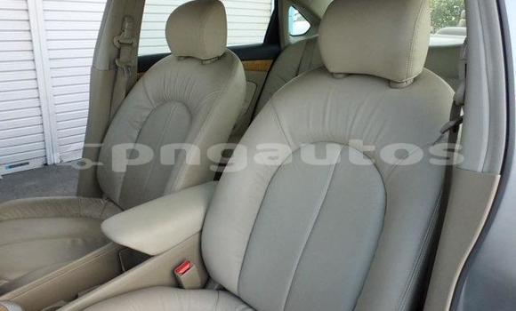 Acheter Occasion Voiture Nissan Bluebird Sylphy Blanc à Port Moresby, National Capital District Acheter Occasion Voiture Nissan Bluebird Sylphy Blanc à Port Moresby, National Capital District