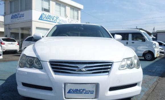 Acheter Occasion Voiture Toyota Mark X Blanc à Port Moresby, National Capital District Acheter Occasion Voiture Toyota Mark X Blanc à Port Moresby, National Capital District