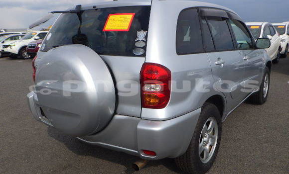 Acheter Occasion Voiture Toyota RAV4 Gris à Port Moresby, National Capital District Acheter Occasion Voiture Toyota RAV4 Gris à Port Moresby, National Capital District
